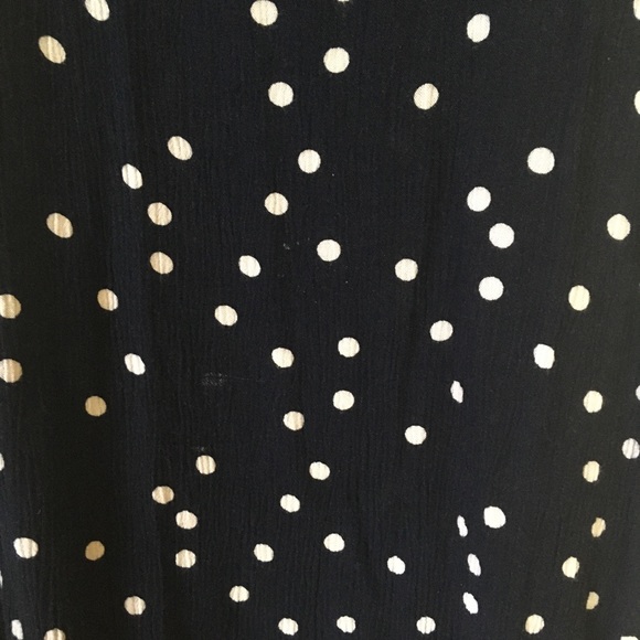 Black and white Forever 21 spaghetti top - Picture 2 of 4